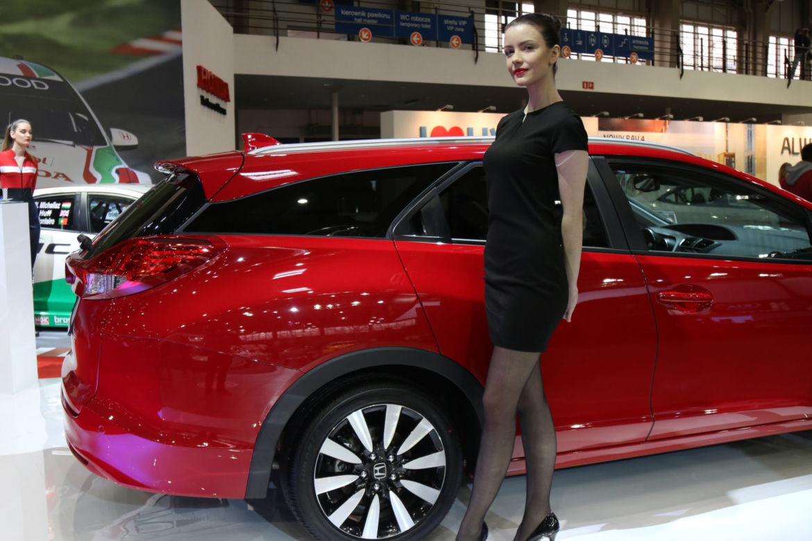 Dziewczyny z Motor Show Poznań 2016