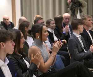 Iga Świątek i Daria Abramowicz na konferencji