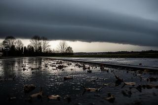 Augustów 19.11.2025. Deszczowa środa zmieni się w... dramatyczne zaskoczenie!