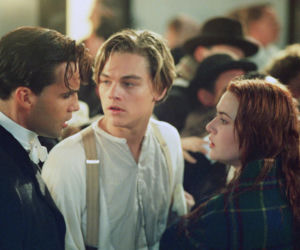 Najsłynniejsza kwestia z Titanica to efekt desperacji na planie. Sam DiCaprio nie chciał jej wypowiedzieć