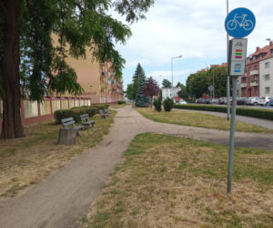 Ścieżka rowerowa wzdłuż ul. Dąbrowskiego
