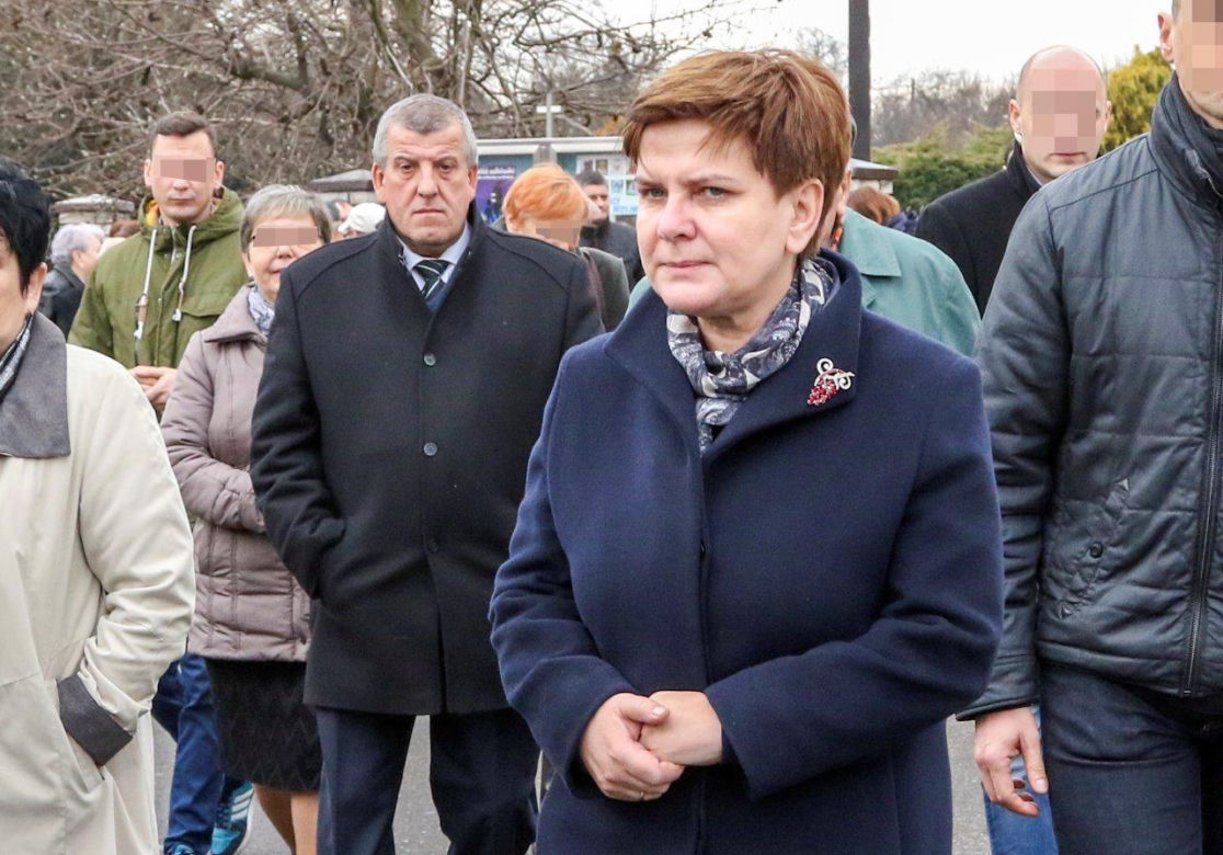 Beata Szydło z mężem na mszy
