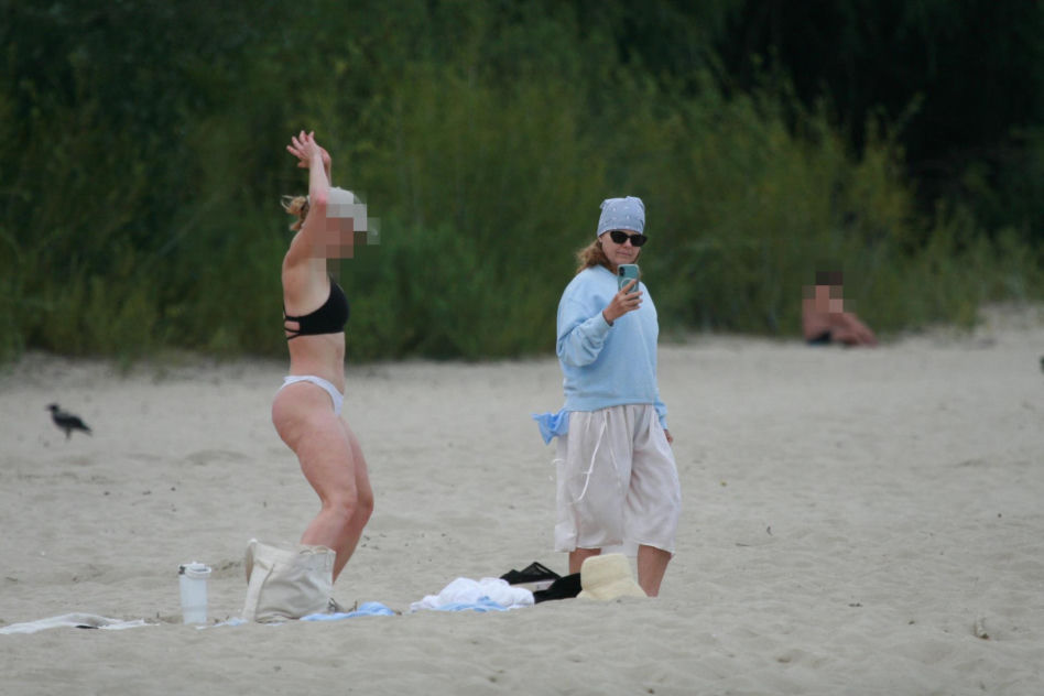 Ewa Skibińska na plaży