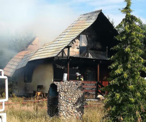 Pożar domków letniskowych