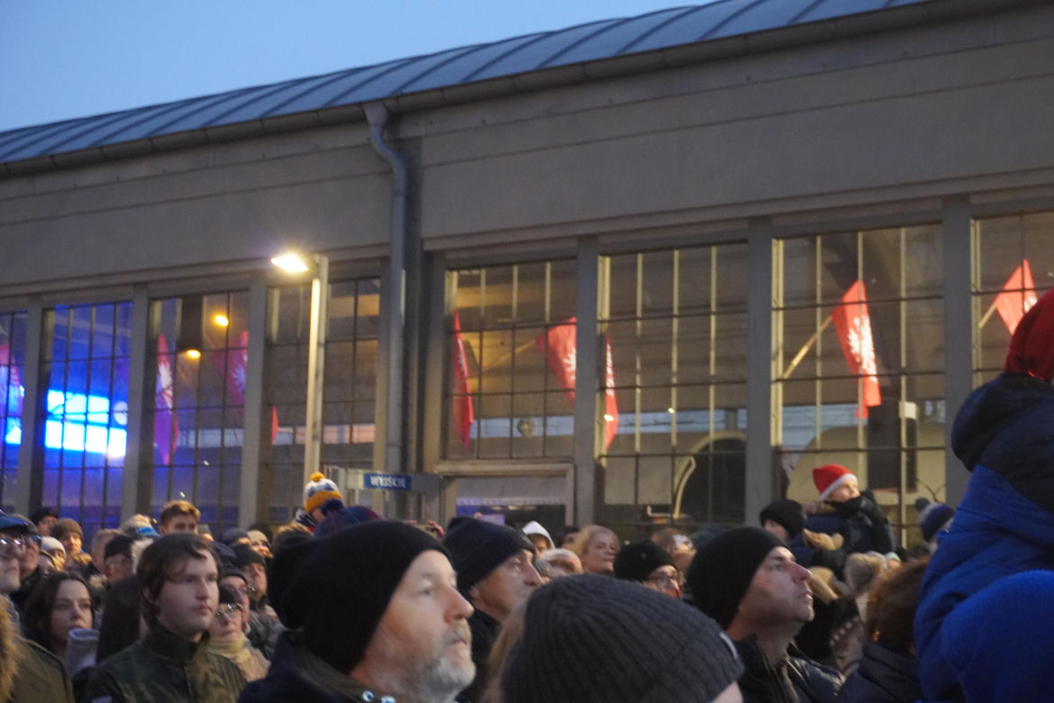 Inscenizacja przyjazdu Ignacego Paderewskiego do Poznania w przeddzień rocznicy wybuchu Powstania Wielkopolskiego