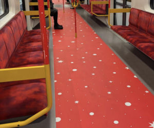 Świąteczne metro w Warszawie 2025