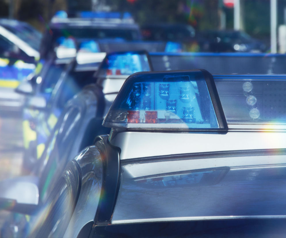 Dramat w Kijowie! Mężczyzna strzelał do policjantów w supermarkecie. Wziął zakładników