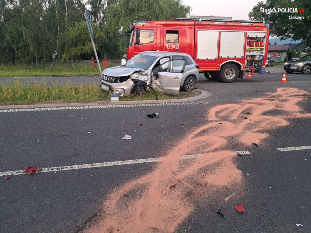 Tragedia w Ustroniu. Zginął 19-letni motocyklista. "Kobieta nie ustąpiła mu pierwszeństwa"