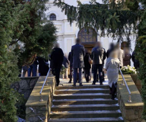 Pogrzeb 26-letniej Katarzyny, która zginęła w wypadku w Choceniu. Kobieta była w ciąży