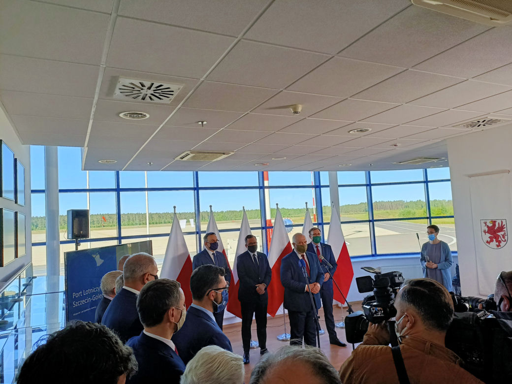  LOT wznawia połączenia lotnicze