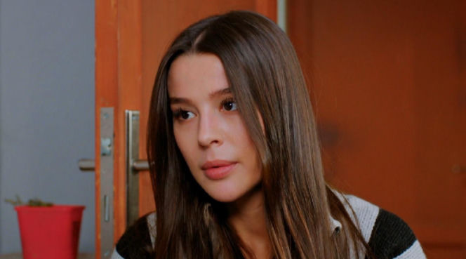 Miłość i nadzieja, odcinek 372. Zeynep