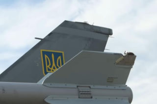 Ukraińskie F-16 na froncie. Taktyka z Zachodu nie wystarczyła, piloci stworzyli własną