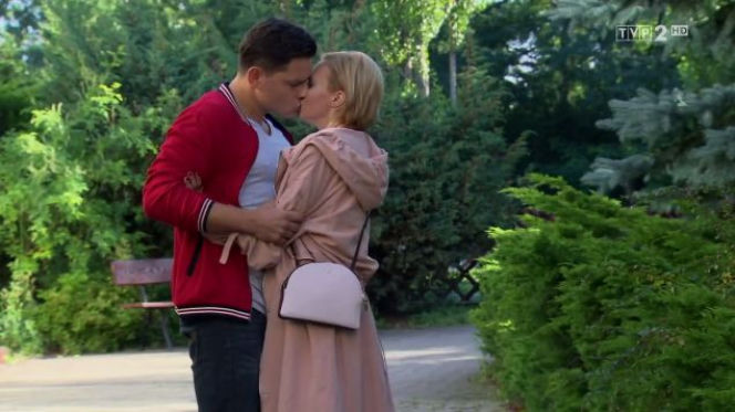 Barwy szczęścia, Sabina (Barbara Kurzej), Tomek