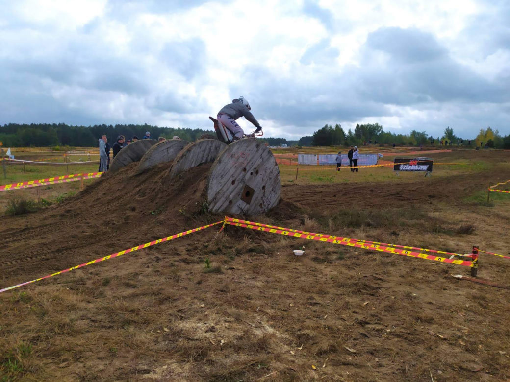 ZOBACZ ZDJĘCIA z III rundy mistrzostw okręgu warszawskiego Cross Country w Czerniejewie