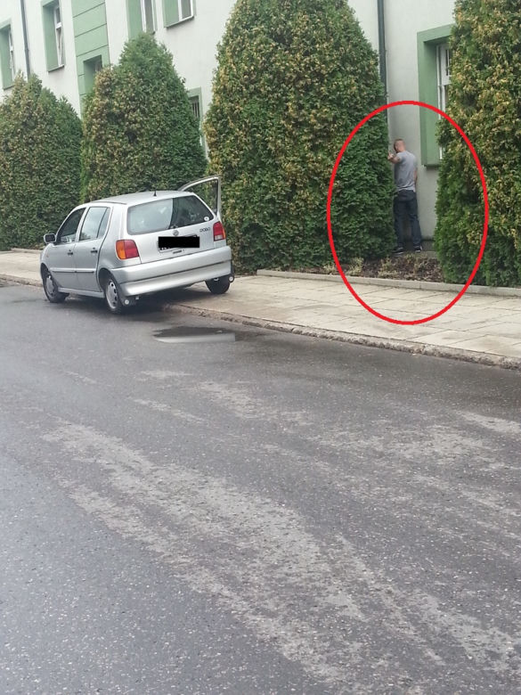 Człowiek guma, półnaga kobieta, wędkarz naturysta -czyli nietypowe interwencje Starży Miejskiej Starachowice