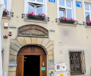Wielki remont zabytkowej kamienicy w Tarnowie coraz bliżej. Podpisano umowę z wykonawcą