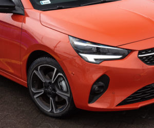 Peugeot 208 Allure vs Opel Corsa Elegance