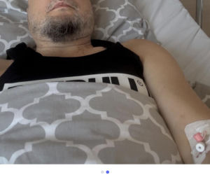 Polski gwiazdor rocka trafił do szpitala. Szokujące doniesienia!