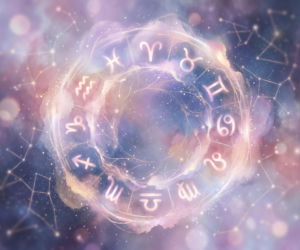Horoskop na dziś, 6 lipca. Kosmiczna energia zachęca do odpuszczenia starych ciężarów, gwiazdy pomogą Ci odzyskać wewnętrzny spokój