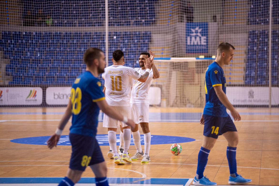 Constract Lubawa - FC Hit Kyiv 6:5 w fulsalowej Lidze Mistrzów na Majorce