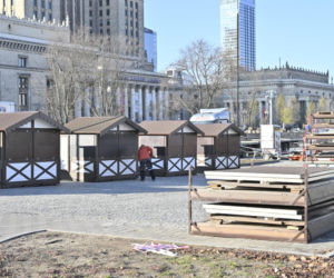 Dziwny obiekt w centrum Warszawy. Co tu powstaje? Stolica już stroi się na Boże Narodzenie!