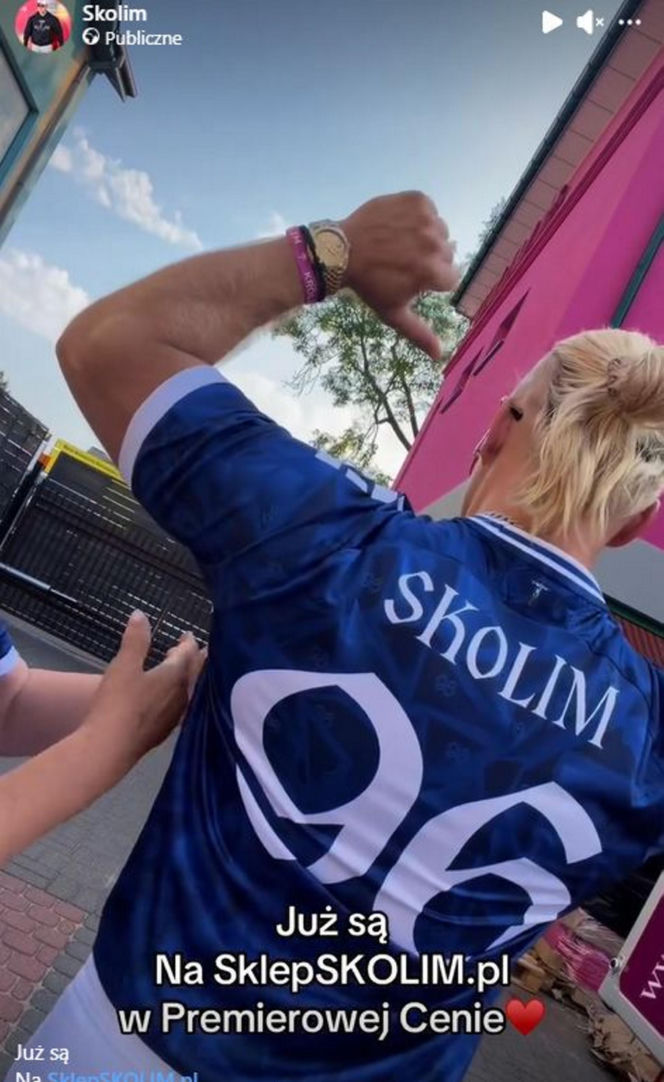 Król Latino, Skolim, wypuścił do sprzedaży koszulkę "Boże Chroń Króla Latino"
