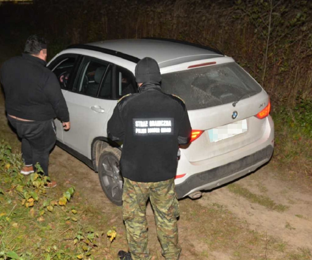Francuzi dostali mandaty za usiłowanie nielegalnego przekroczenia granicy. Tłumaczyli, że jechali do kolegi