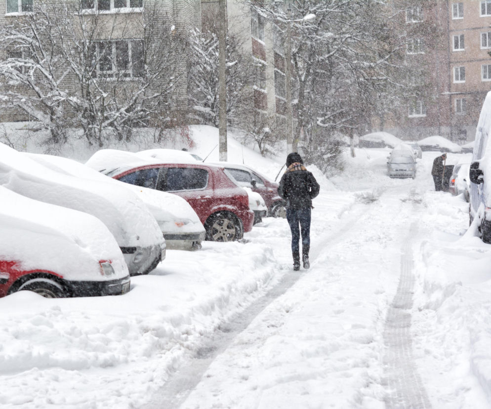 Intensywne opady śniegu i mróz