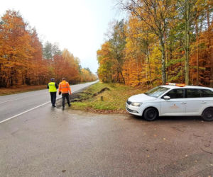 We wtorek, 27 października, na drodze krajowej nr 20 w gminie Kościerzyna doszło do zderzenia trzech pojazdów