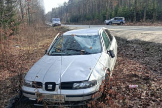 Dachowanie na drodze Starachowice - Lubienia