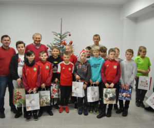 Sportowe mikołajki z GKS Wikielec i gminą Iława