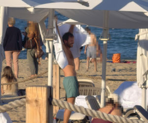 Mateusz Banasiuk na plaży w Sopocie. Tak wyglądał, gdy zrzucił koszulkę!