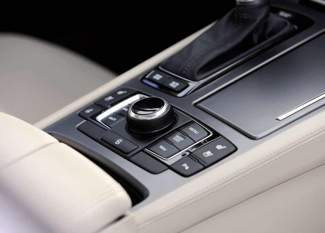 nowy Hyundai Genesis 2014