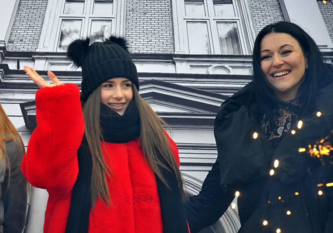 Roksana Węgiel z mamą