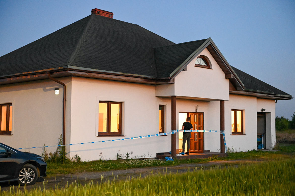 Szabda. Znalazła rozkładające się zwłoki 2-letniego dziecka. Policja szuka rodziców