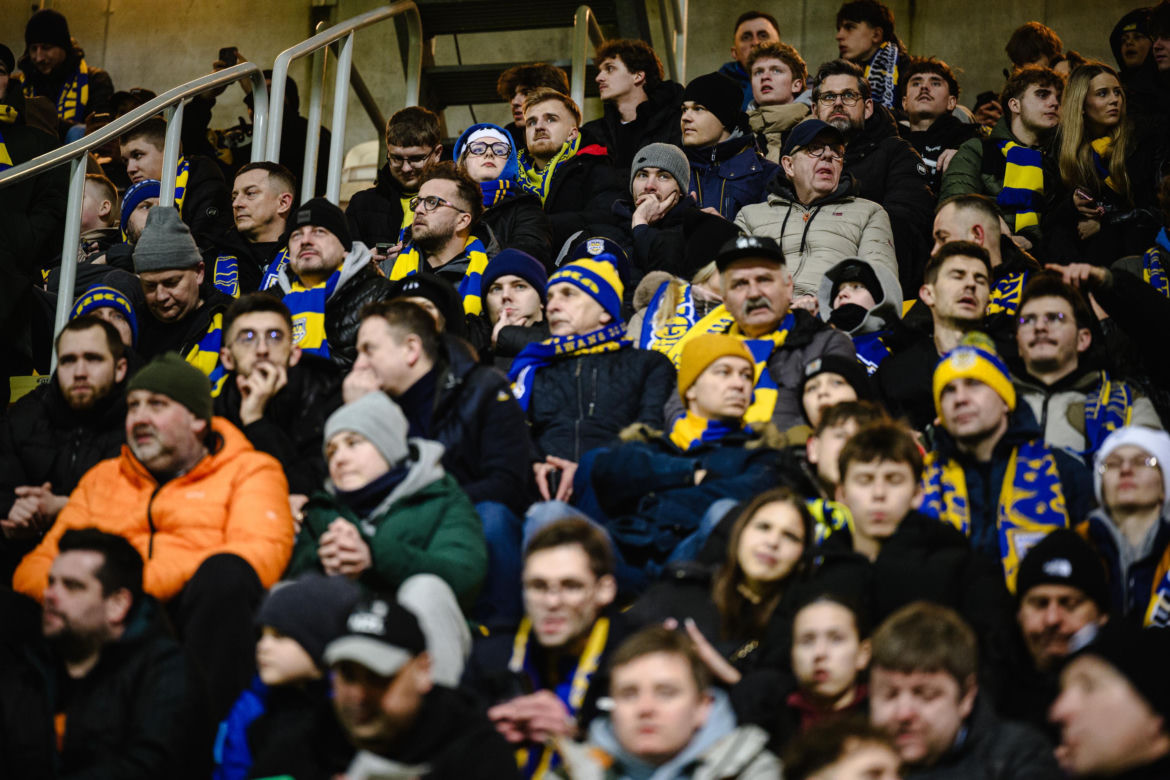 Arka Gdynia - Lechia Gdańsk: Zdjęcia kibiców z derbów Trójmiasta w ramach 23. kolejki PKO BP Ekstraklasy