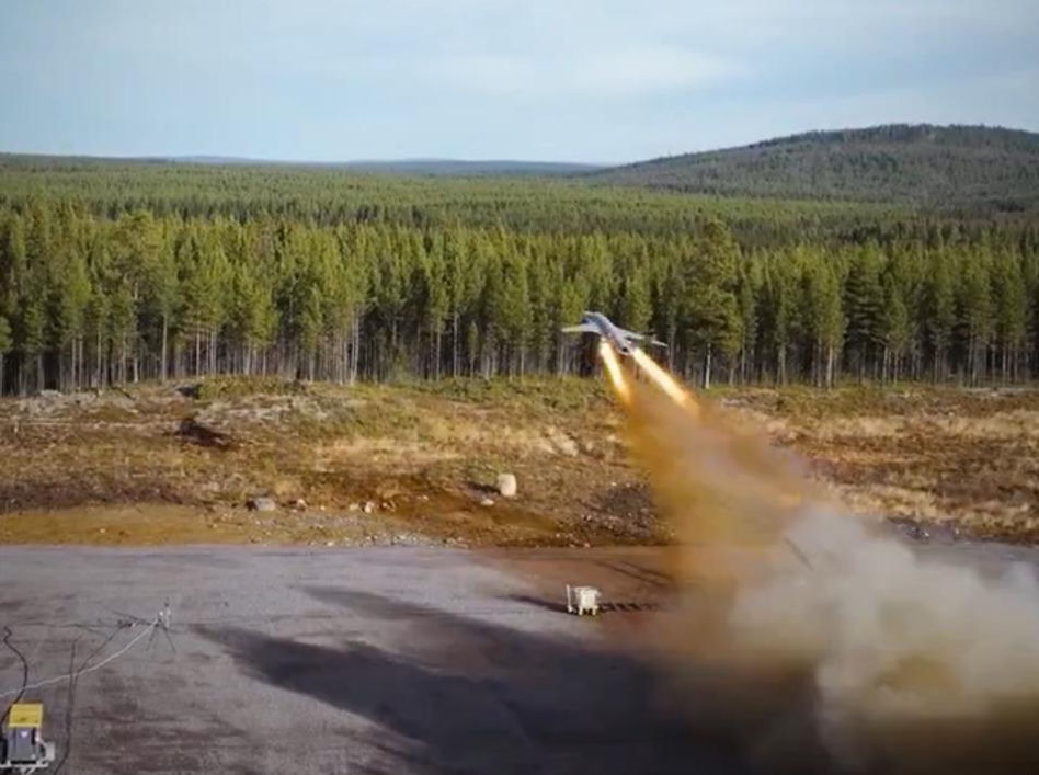 Lojalny skrzydłowy dla Eurofightera już jest. Bezzałogowy U740-Valkyrie wzbił się w powietrze