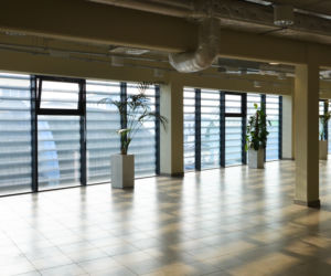 Centrum Innowacyjnych Technologii Lotniczych i Kosmicznych (CITLiK). Przestrzeń biurowa open space.