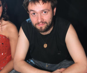 Za pseudonimem „bonbon” Dominiki Serowskiej stoi znana osoba. Celebrytka zdradziła szczegóły