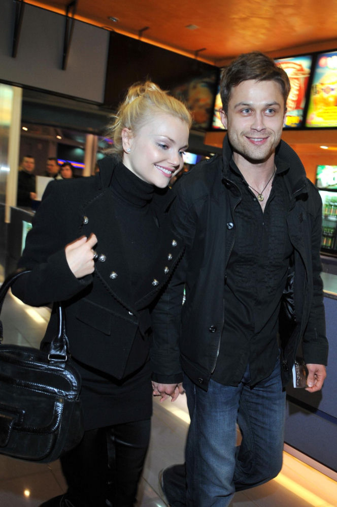 Gorzka prawda o Hollywood. Iza Miko ujawnia, ile naprawdę zarabiają aktorzy