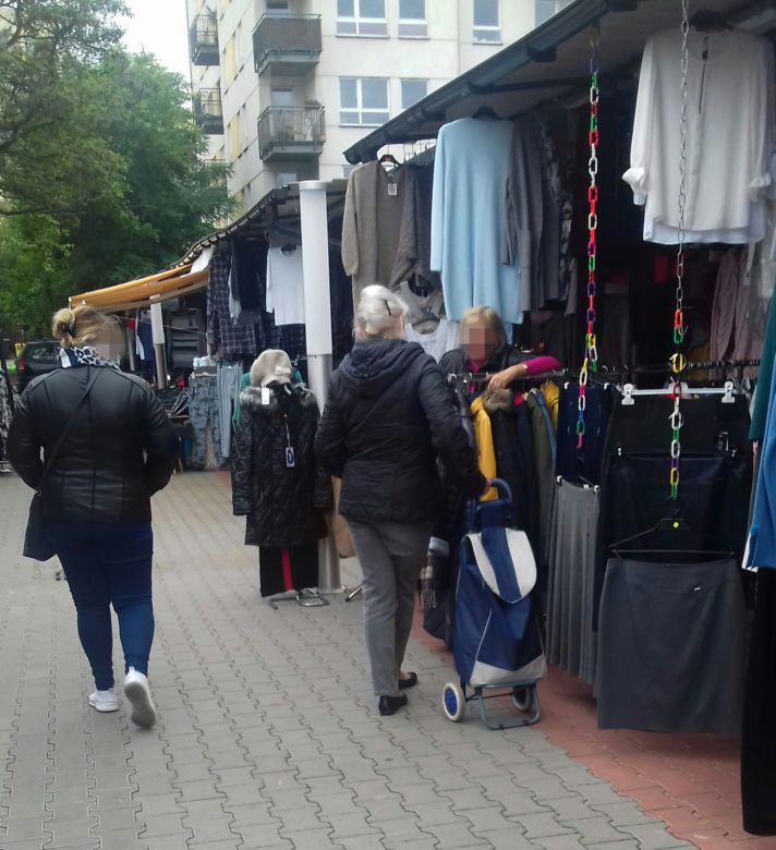Brak maseczek. Posypią się kary na praskich bazarach!