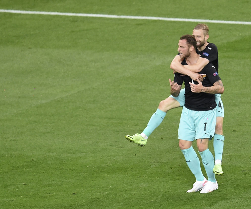 Marko Arnautović (z przodu)