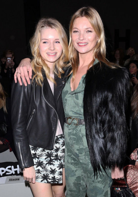 Lottie Moss otwiera szkołę striptizu! Modelka chce nauczać 