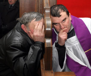 Ten grzech stał się normą w Polsce. Katolicy popełniają go masowo