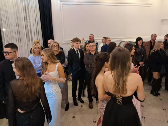 Studniówka 2026 Zespołu Szkół Zawodowych nr 3 w Starachowicach