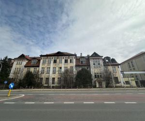 Ostrów. Zabytkowy budynek po Fabryce Wagon w rękach miasta. Co tam się teraz dzieje?