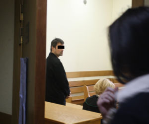  Maciej Z. PRZYSZEDŁ DO SĄDU – ZDJĘCIA: Proces w sprawie WYPADKU FERRARI w końcu ruszył