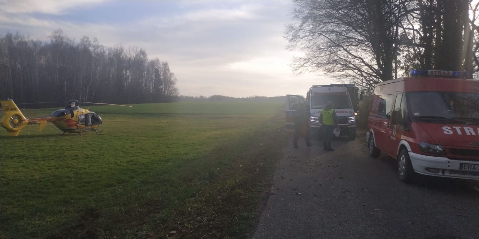 Chciał WYPRZEDZIĆ ciężarówkę, skończyło się fatalnie. W akcji śmigłowiec LPR