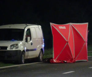 Dramatyczny wypadek na Wisłostradzie. Nie żyje pieszy