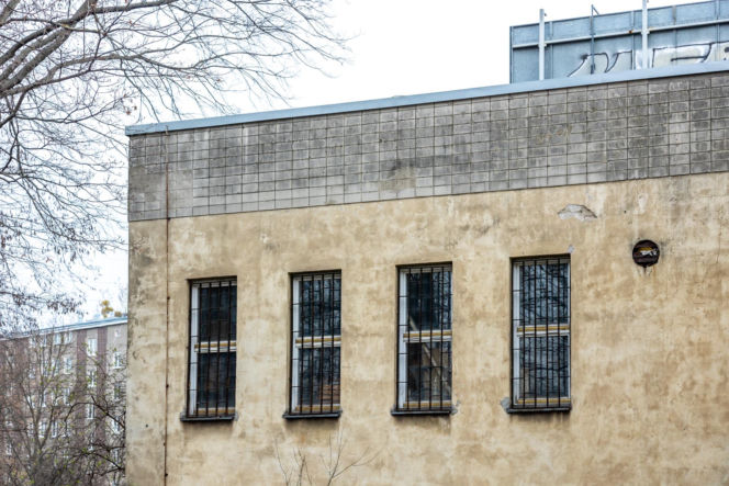 Dawna szkoła powszechna na Słomińskiego 1 w Warszawie